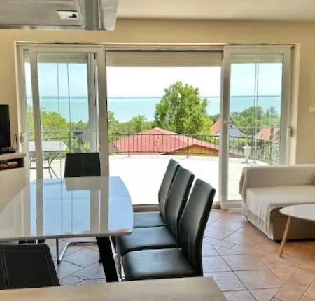 Holiday home Bellevue